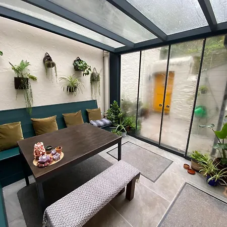 Fern House * 코크